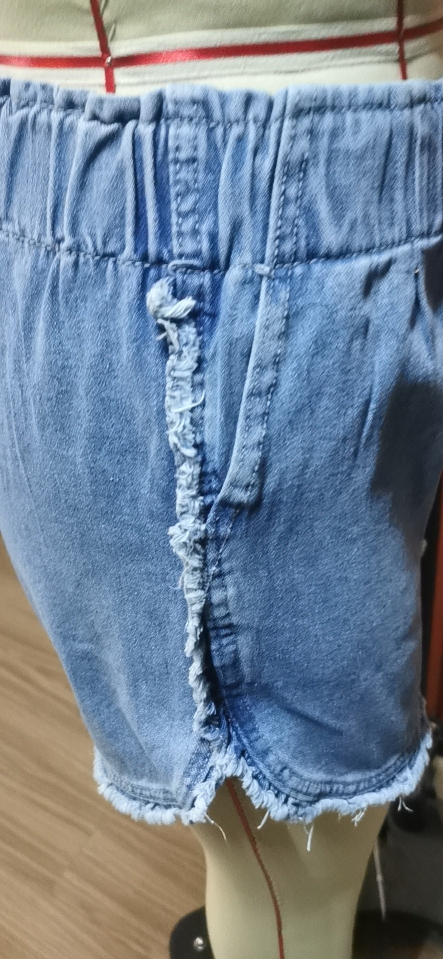Women's Frayed Lace Denim Elastic Waist Shorts