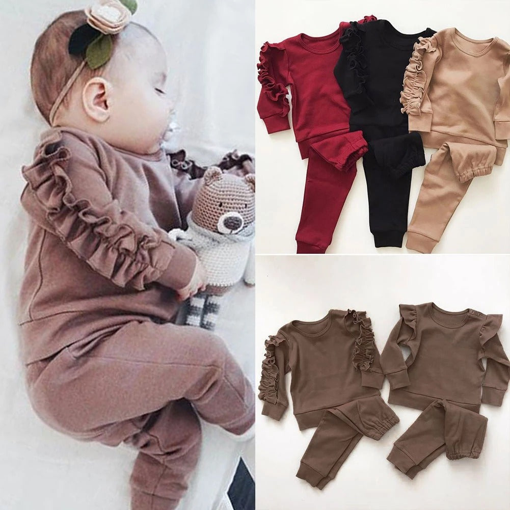 Baby and Toddler Soft Girls Ruffle Long Sleeve Sweatsuit